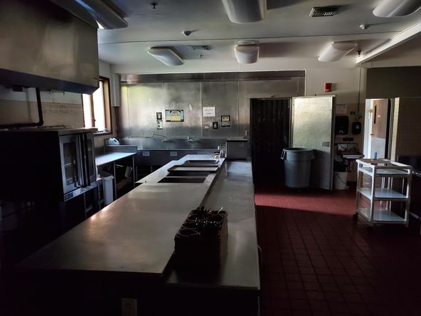 509 S Buck Rd, Le Roy, IL 61752